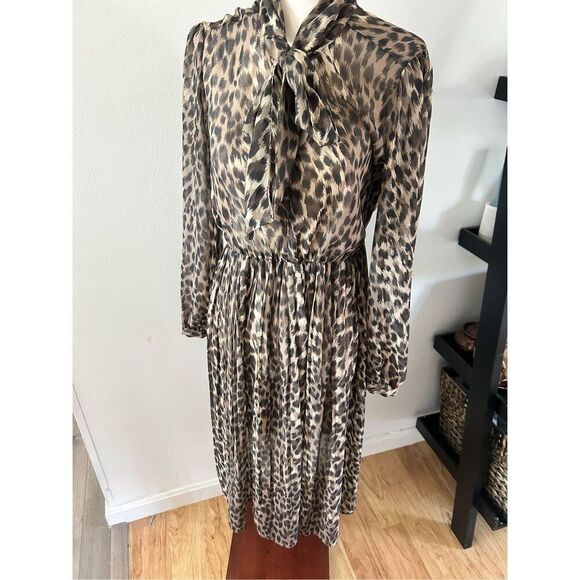Banana Republic Leopard Print Midi Dress size 2 - Picture 1 of 5